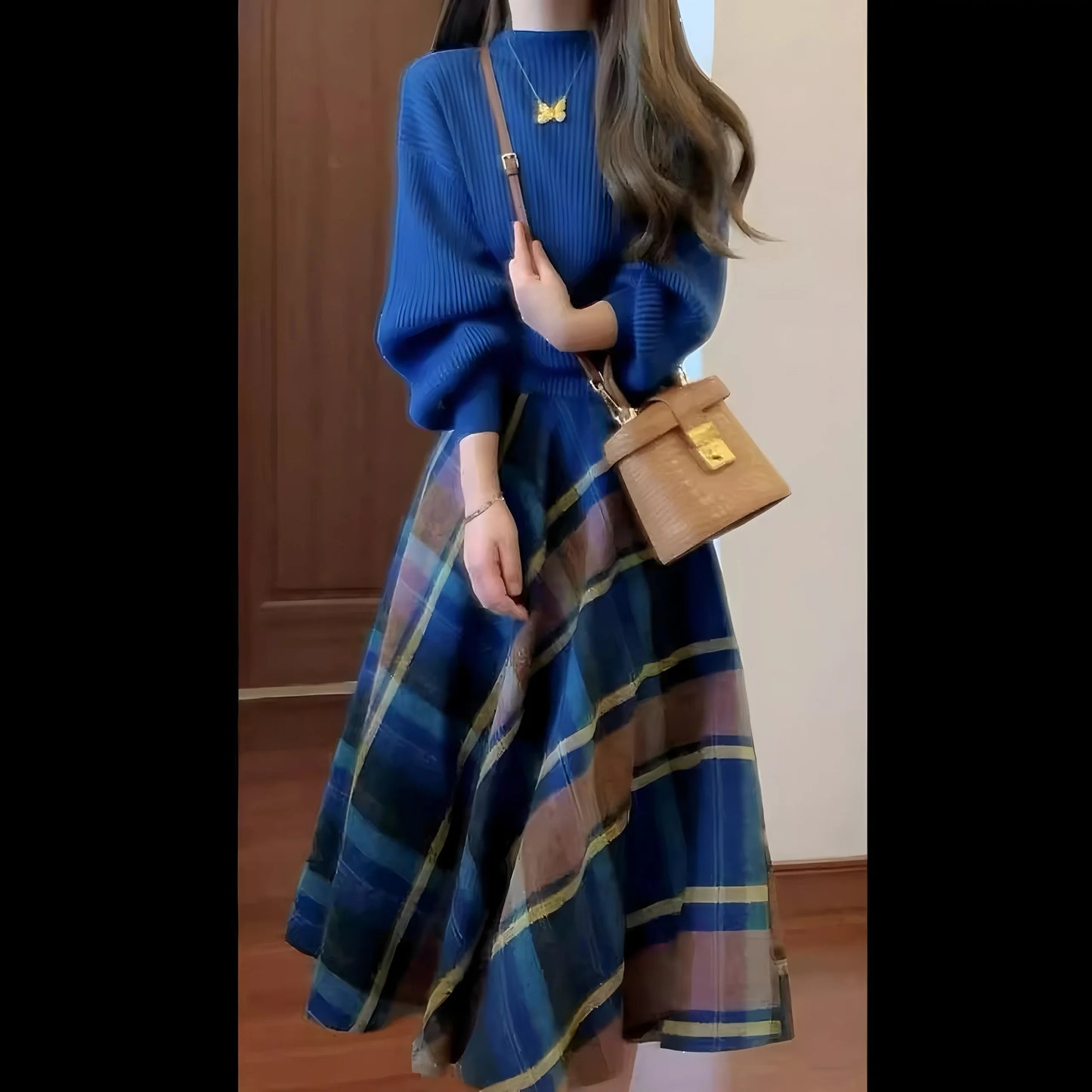 Spring and Autumn Women's American Retro Royal Blue Lantern Sleeve Knitted Sweater and Plaid Skirt Suit High Waist Umbrella Skirt Fashionable and Elegant Long Sleeve Pullover Commuting Suit