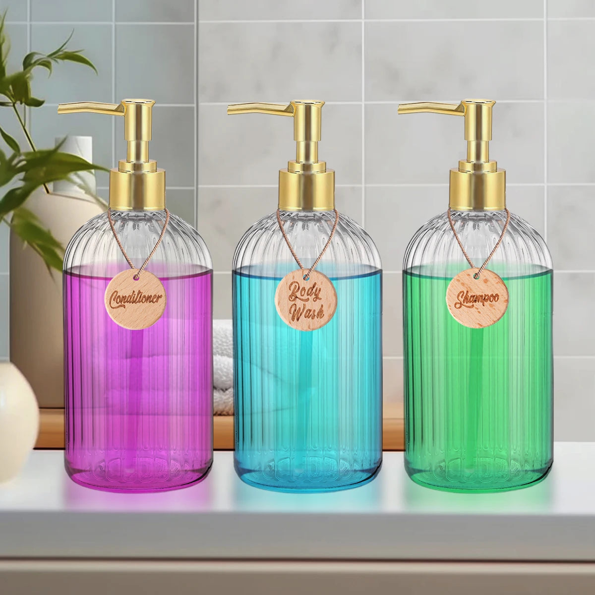 Set of 3 Refillable Shampoo and Conditioner Bottles, 16.9oz/500ml Elegant Guest Room Decoration Shampoo Dispenser with Gold Pump