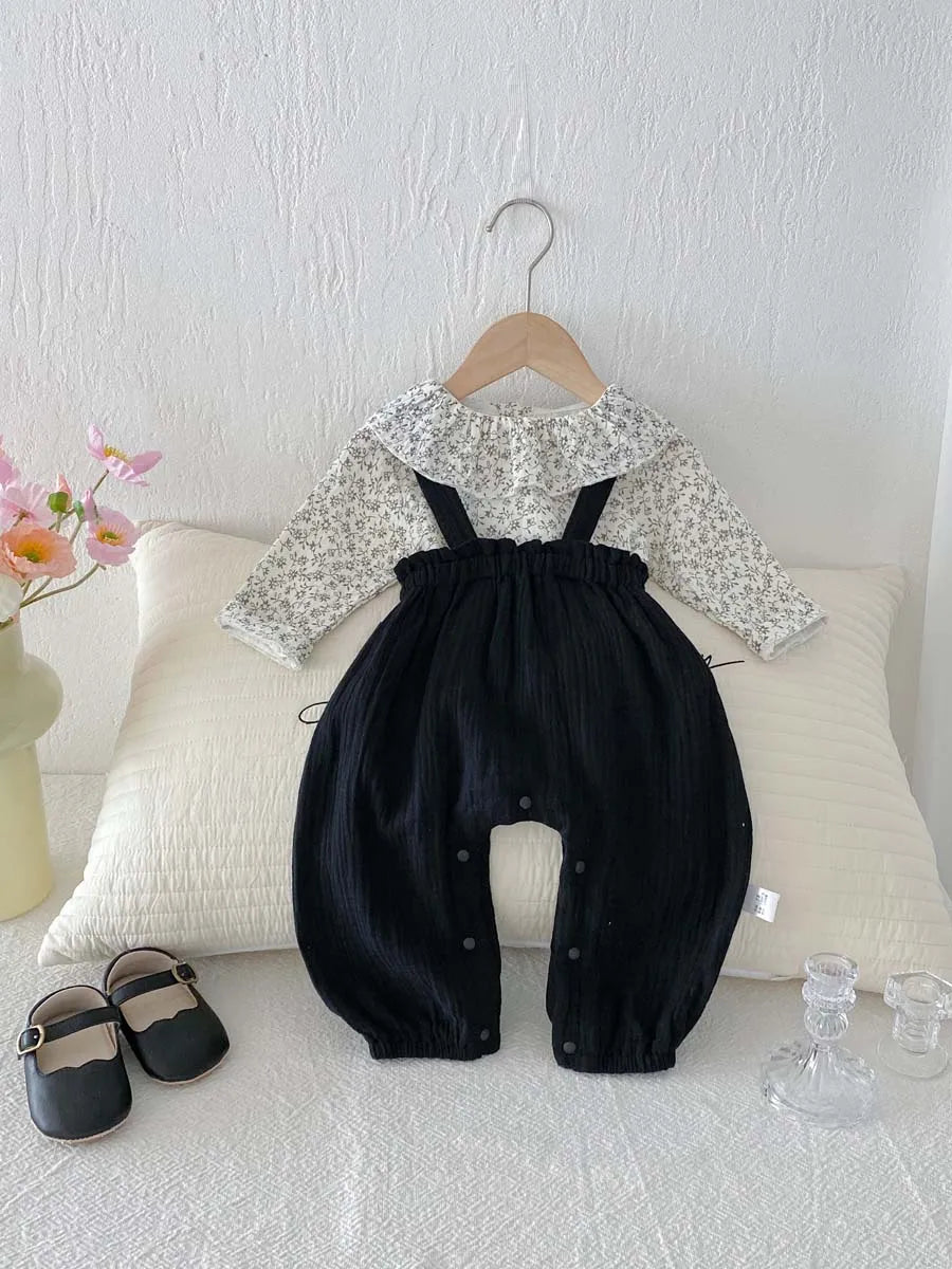 Korean autumn girls Zou cloth broken flower long sleeve jacket suspenders 2 suit, girls autumn long sleeve trousers 2 suit, very