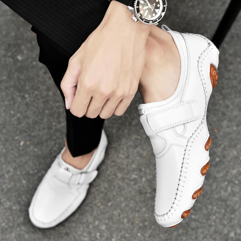 Handmade Men's Spring Comfortable Soft Bottom Lightweight Bean Shoes Fashionable New Men's Breathable Anti Slip Driving Shoes