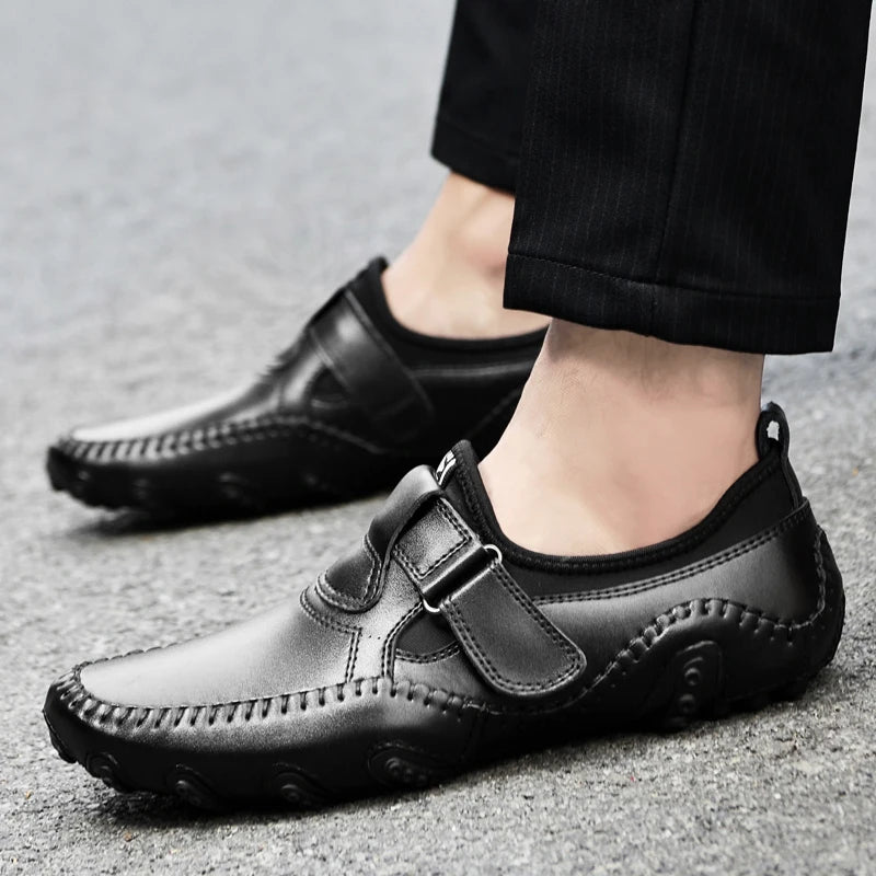 Handmade Men's Spring Comfortable Soft Bottom Lightweight Bean Shoes Fashionable New Men's Breathable Anti Slip Driving Shoes