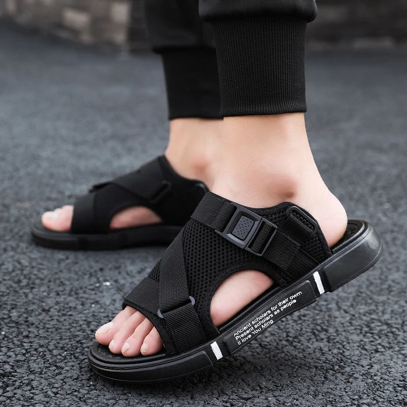 Men Sandals Soft Comfortable Non-Slip Men Shoes High Quality Woven Beach Sandals Mens Gladiator Sandals Summer Casual Flat Shoes
