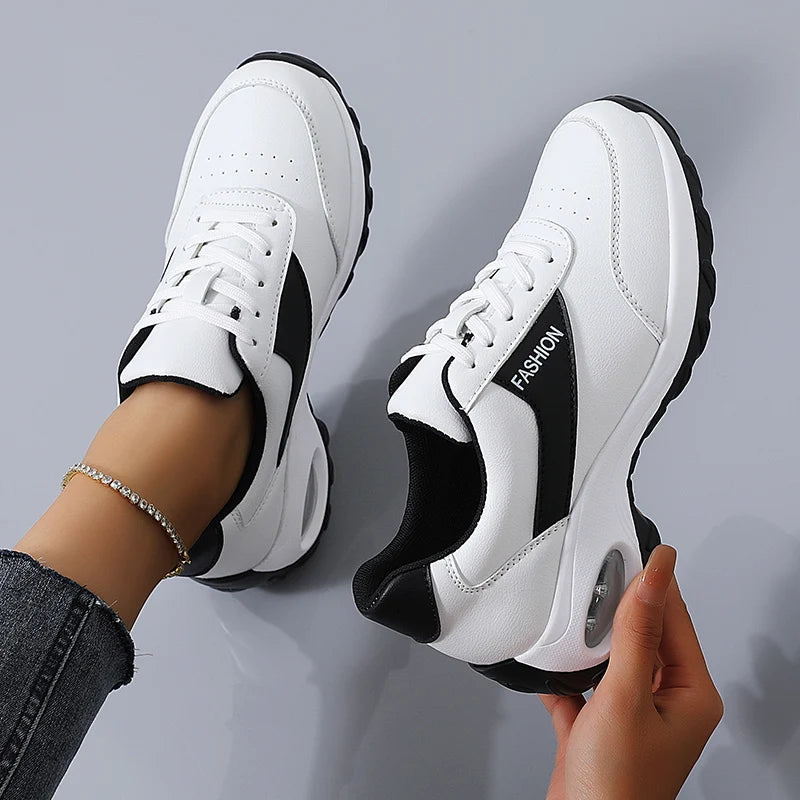 Hot Selling Women's Thick Sole Casual Sneakers Women Fashion Vulcanized Shoes Designer Trainers Platform Lace Up Walking Shoes