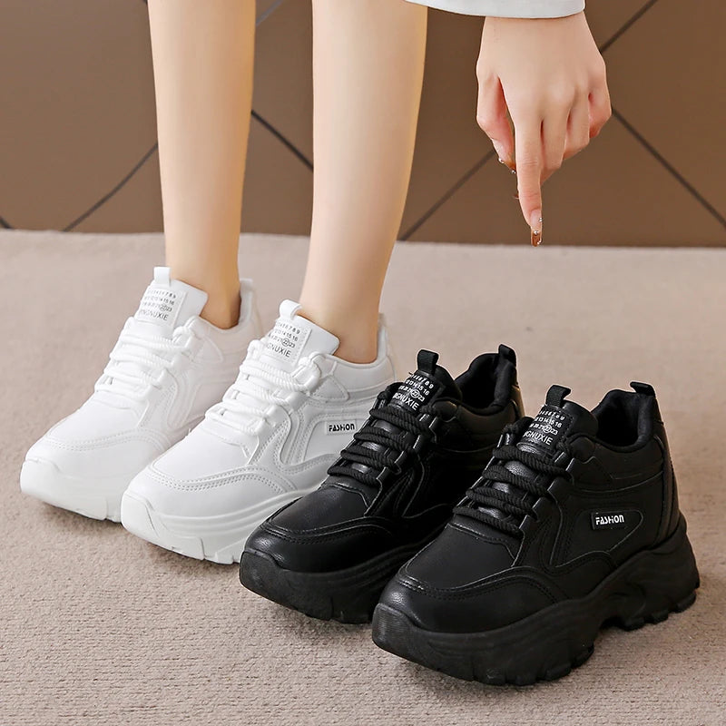 Women's Black White Chunky Sneakers 2025 Autumn Fashion Platform Sports Shoes for Women Thick Sole Non Slip Casual Walking Shoes