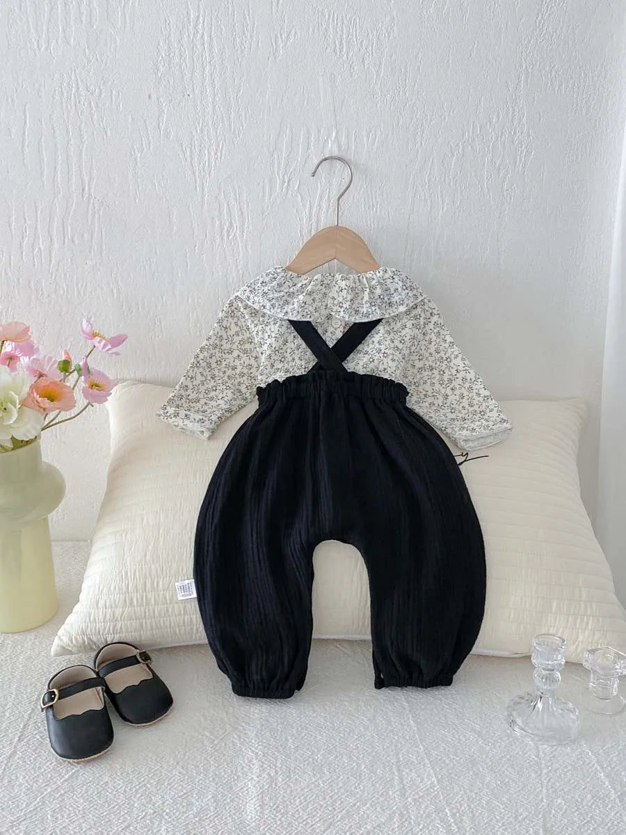 Korean autumn girls Zou cloth broken flower long sleeve jacket suspenders 2 suit, girls autumn long sleeve trousers 2 suit, very