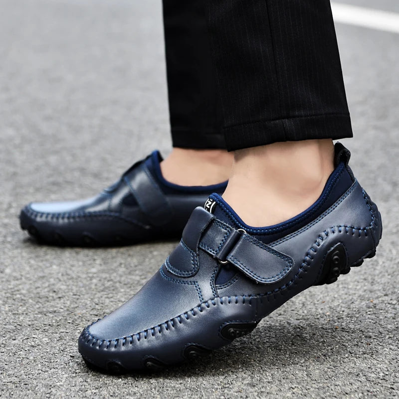 Handmade Men's Spring Comfortable Soft Bottom Lightweight Bean Shoes Fashionable New Men's Breathable Anti Slip Driving Shoes