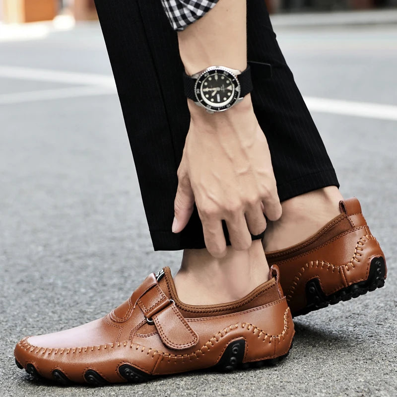 Handmade Men's Spring Comfortable Soft Bottom Lightweight Bean Shoes Fashionable New Men's Breathable Anti Slip Driving Shoes